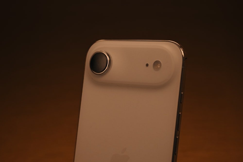 iPhone 17 Air Gold